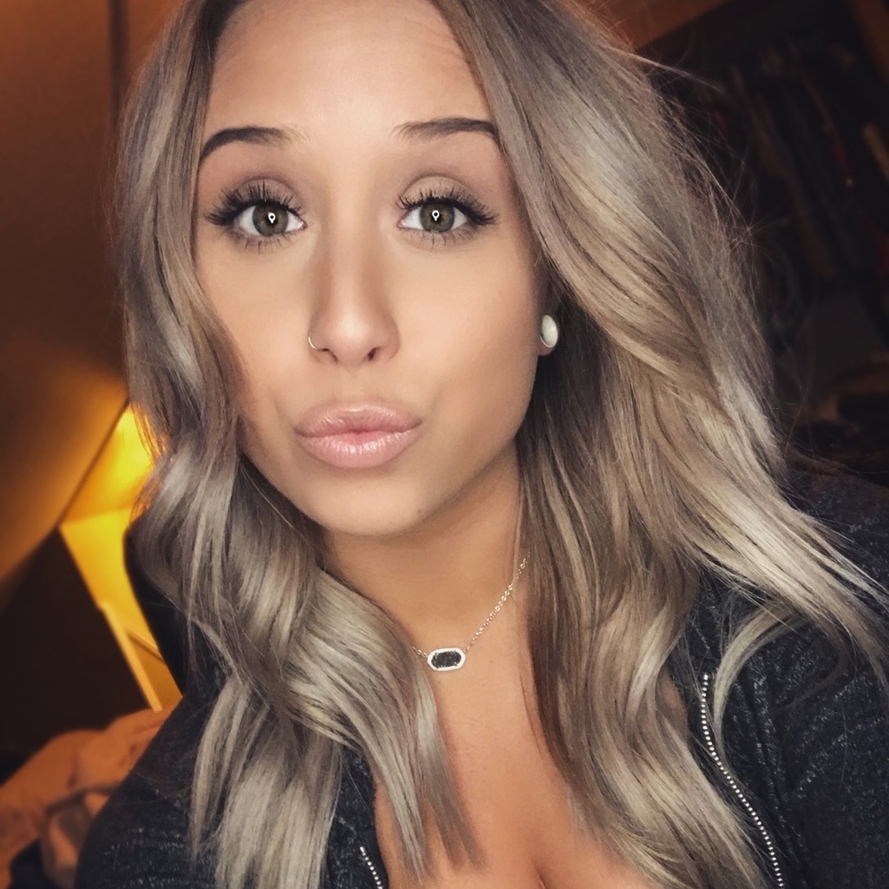 Meet your Posher, Taylor